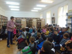 43137876_1589097831196533_915340238962819072_n