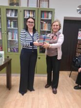 1cfdc2cf-c699-471d-962b-1385ee74fc03